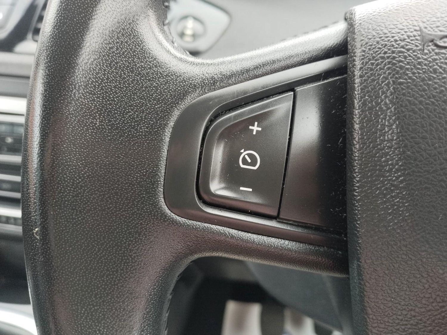 Used Renault Grand Scenic 2015 for sale - 76186883: Photo 25