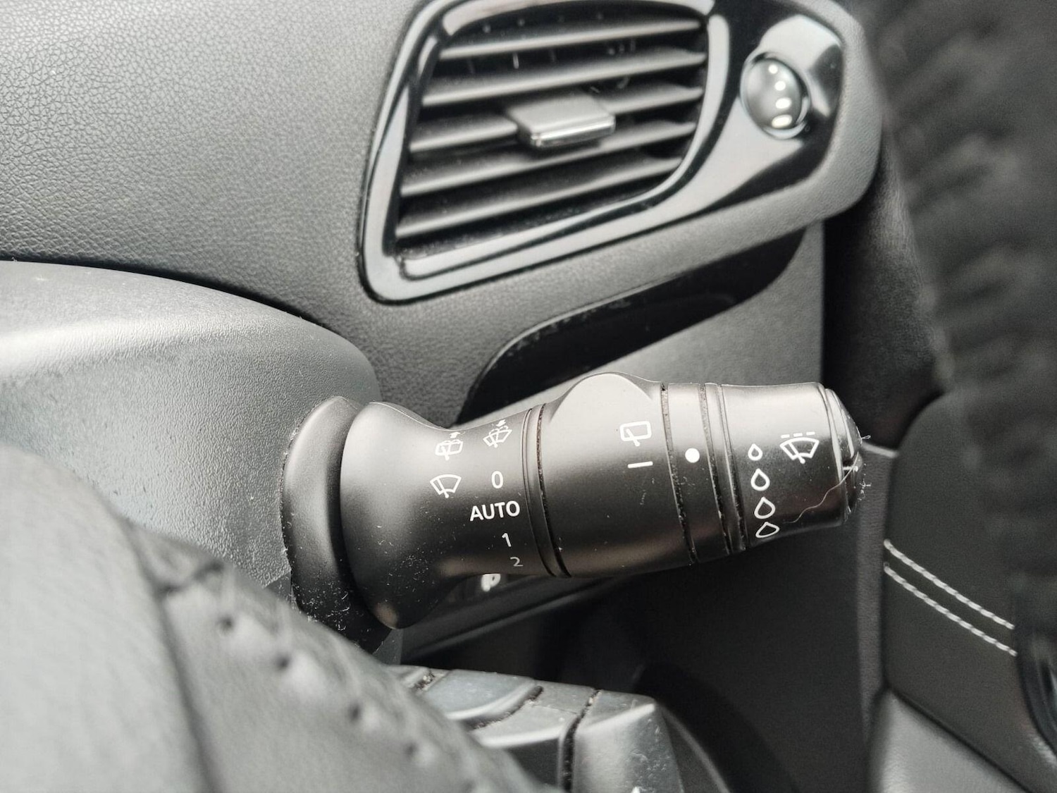 Used Renault Grand Scenic 2015 for sale - 76186883: Photo 29