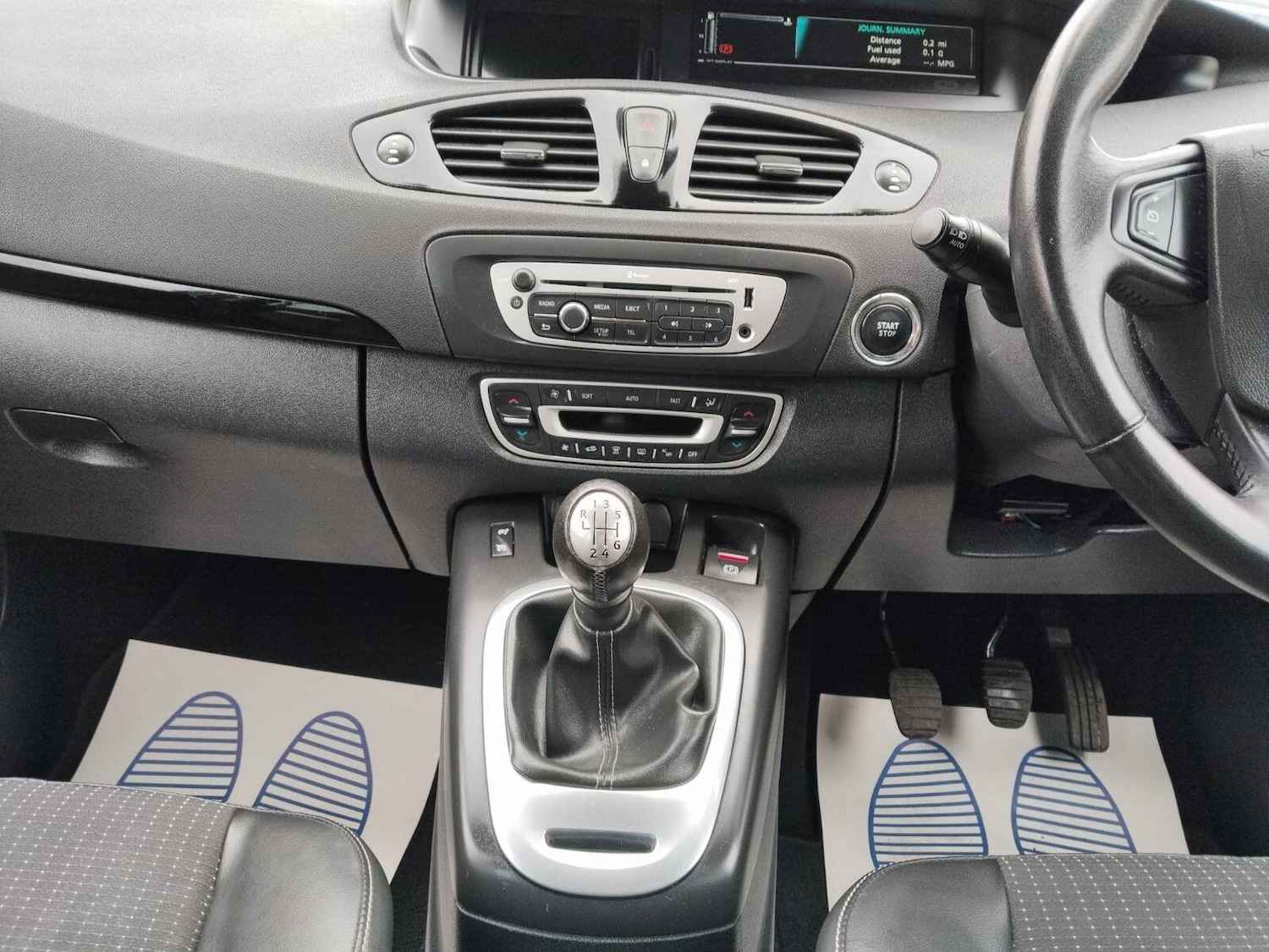 Used Renault Grand Scenic 2015 for sale - 76186883: Photo 31