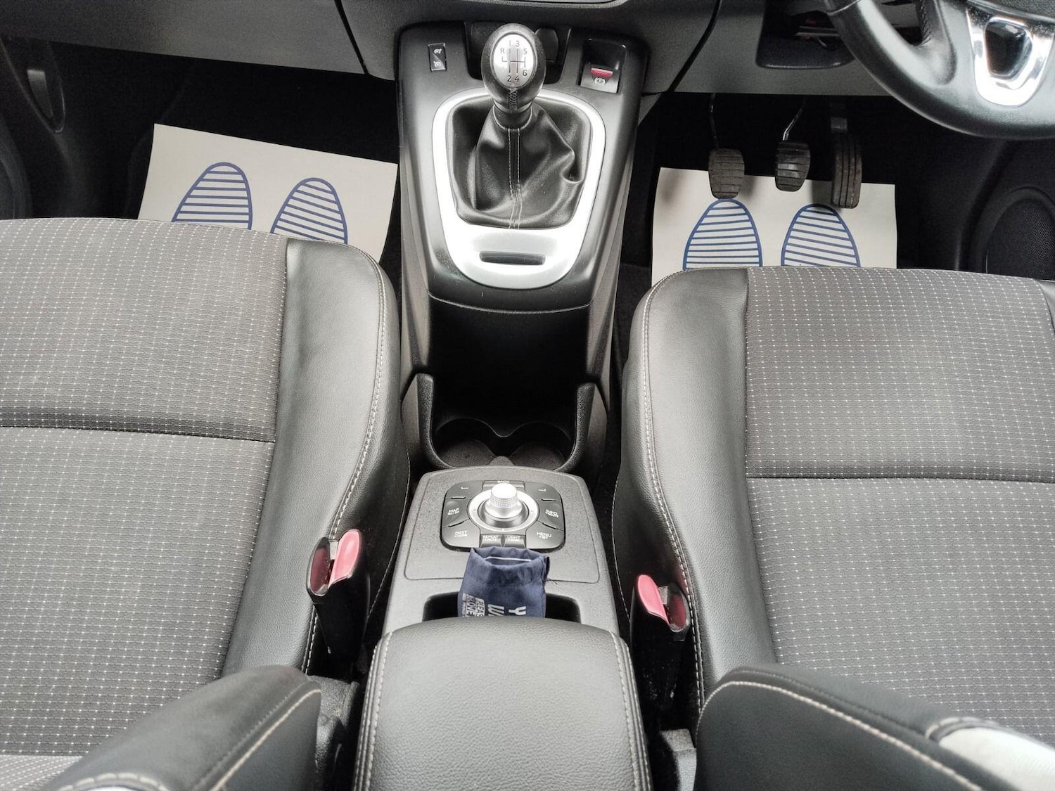 Used Renault Grand Scenic 2015 for sale - 76186883: Photo 32