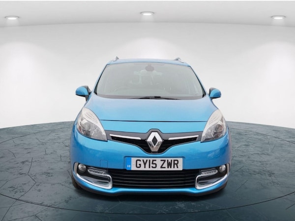 Used Renault Grand Scenic 2015 for sale - 76186883: Photo 3