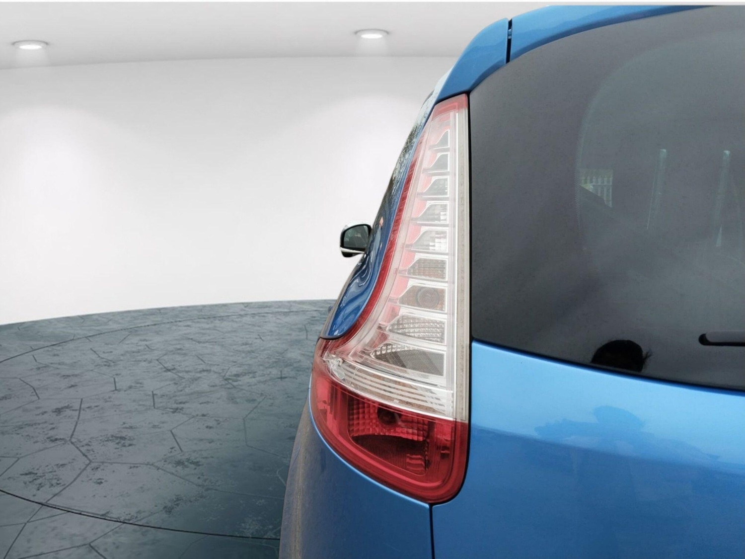 Used Renault Grand Scenic 2015 for sale - 76186883: Photo 48