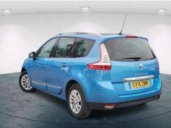 Used Renault Grand Scenic 2015 for sale - 76186883: Photo 6