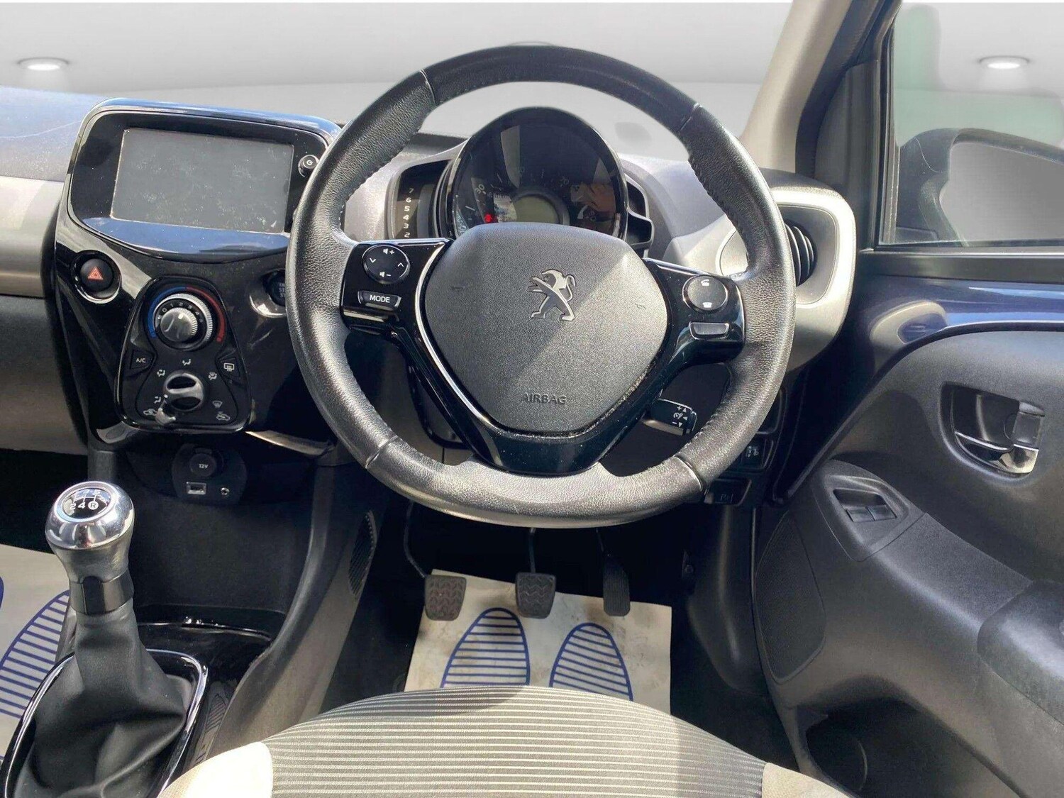 Used Peugeot 108 2016 for sale - 76186996: Photo 22