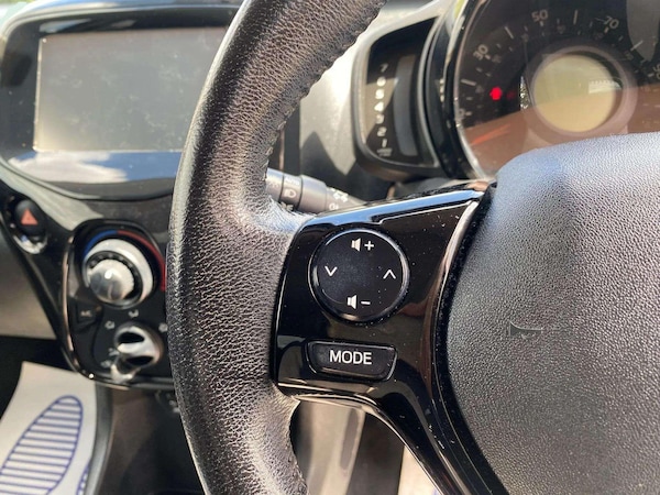 Used Peugeot 108 2016 for sale - 76186996: Photo 24