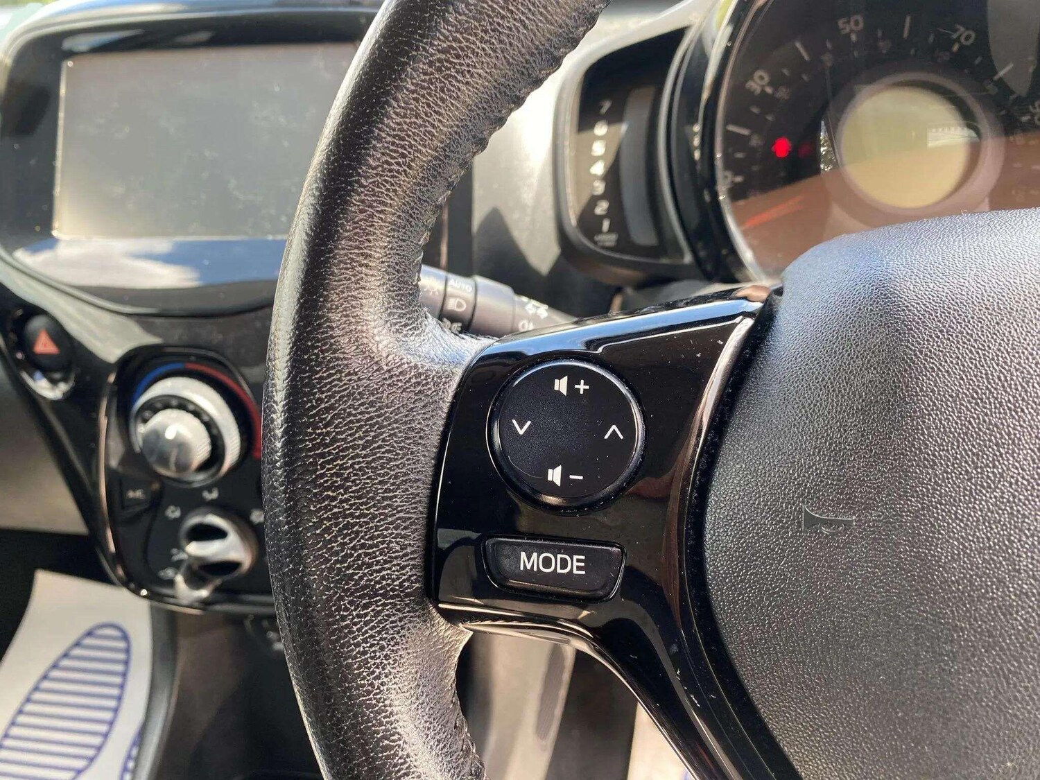 Used Peugeot 108 2016 for sale - 76186996: Photo 25