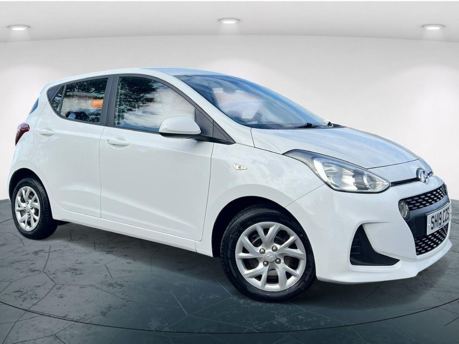 Used Hyundai i10 2019 for sale - 76328863: Photo 11