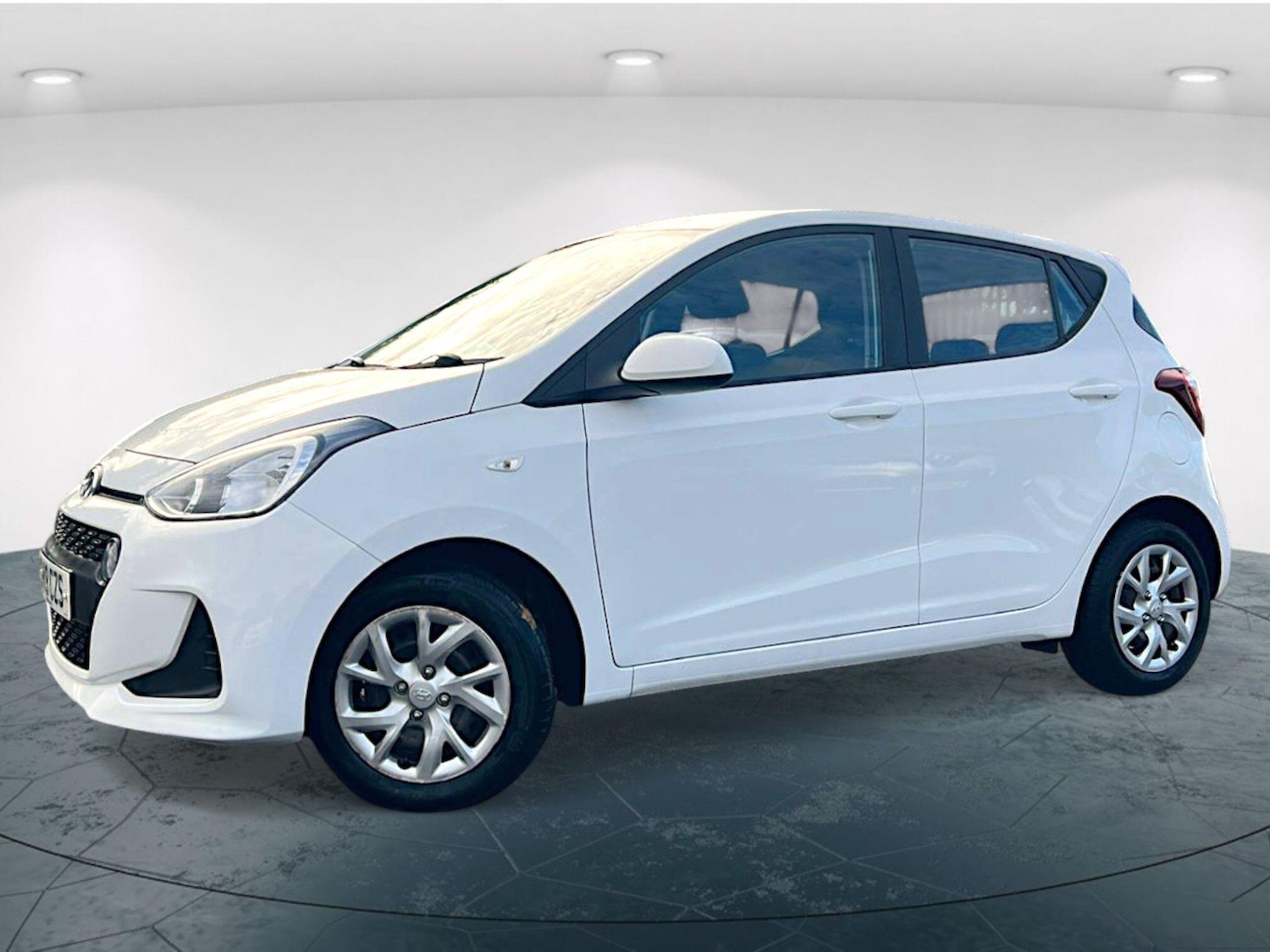 Used Hyundai i10 2019 for sale - 76328863: Photo 9