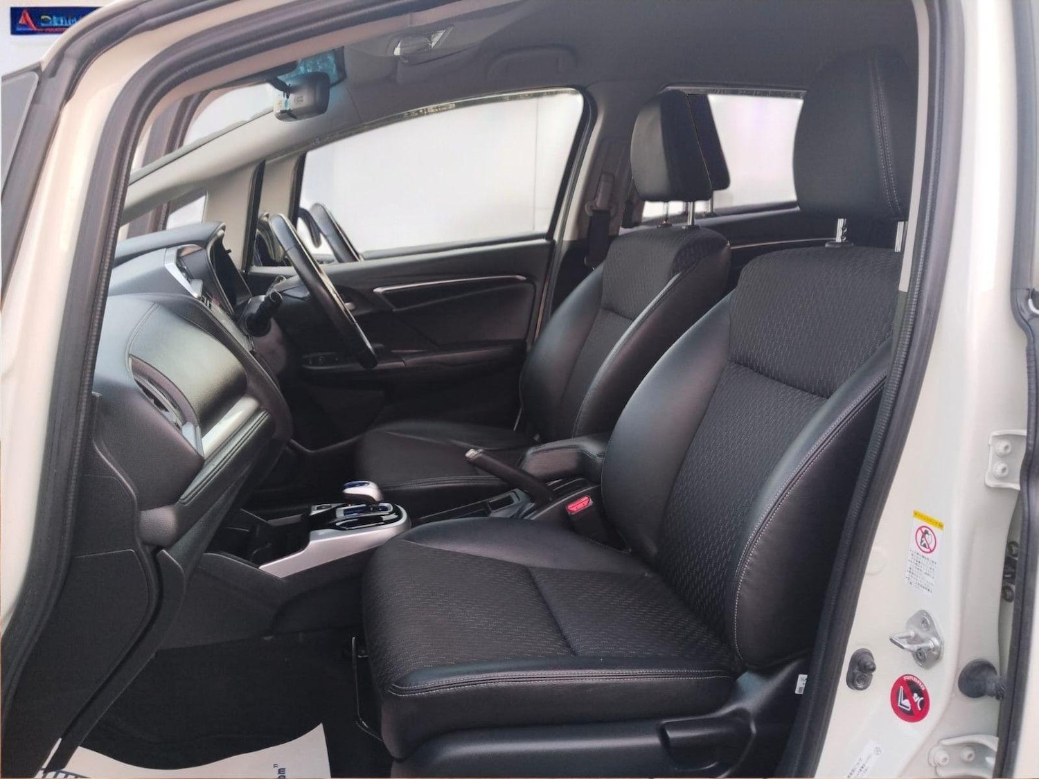 Used Honda Jazz 2024 for sale - 76641638: Photo 15