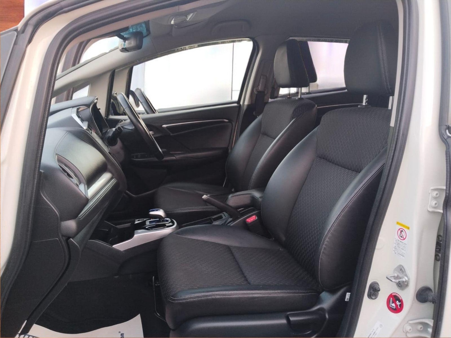 Used Honda Jazz 2024 for sale - 76641638: Photo 16