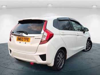 Used Honda Jazz 2013 for sale - 76641638: Photo