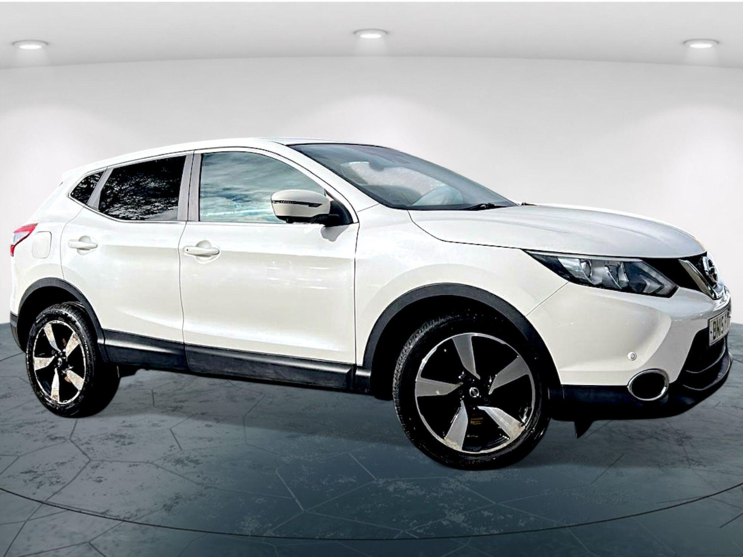 Used Nissan Qashqai 2015 for sale - 76364381: Photo 11