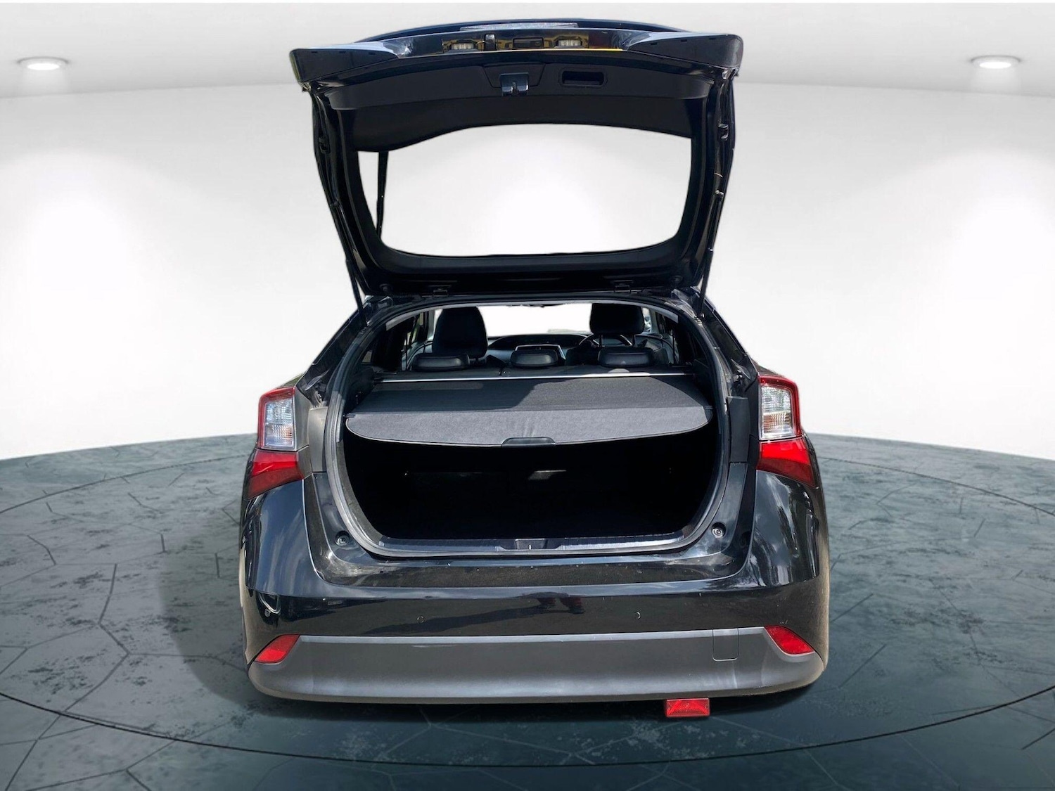 Used Toyota Prius 2025 for sale - 76641630: Photo 31