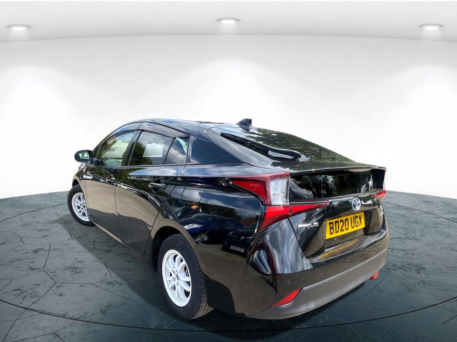 Used Toyota Prius 2025 for sale - 76641630: Photo 7