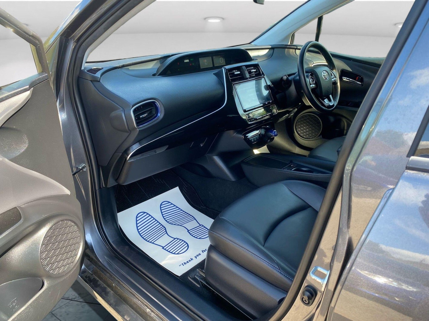 Used Toyota Prius 2025 for sale - 76641609: Photo 16