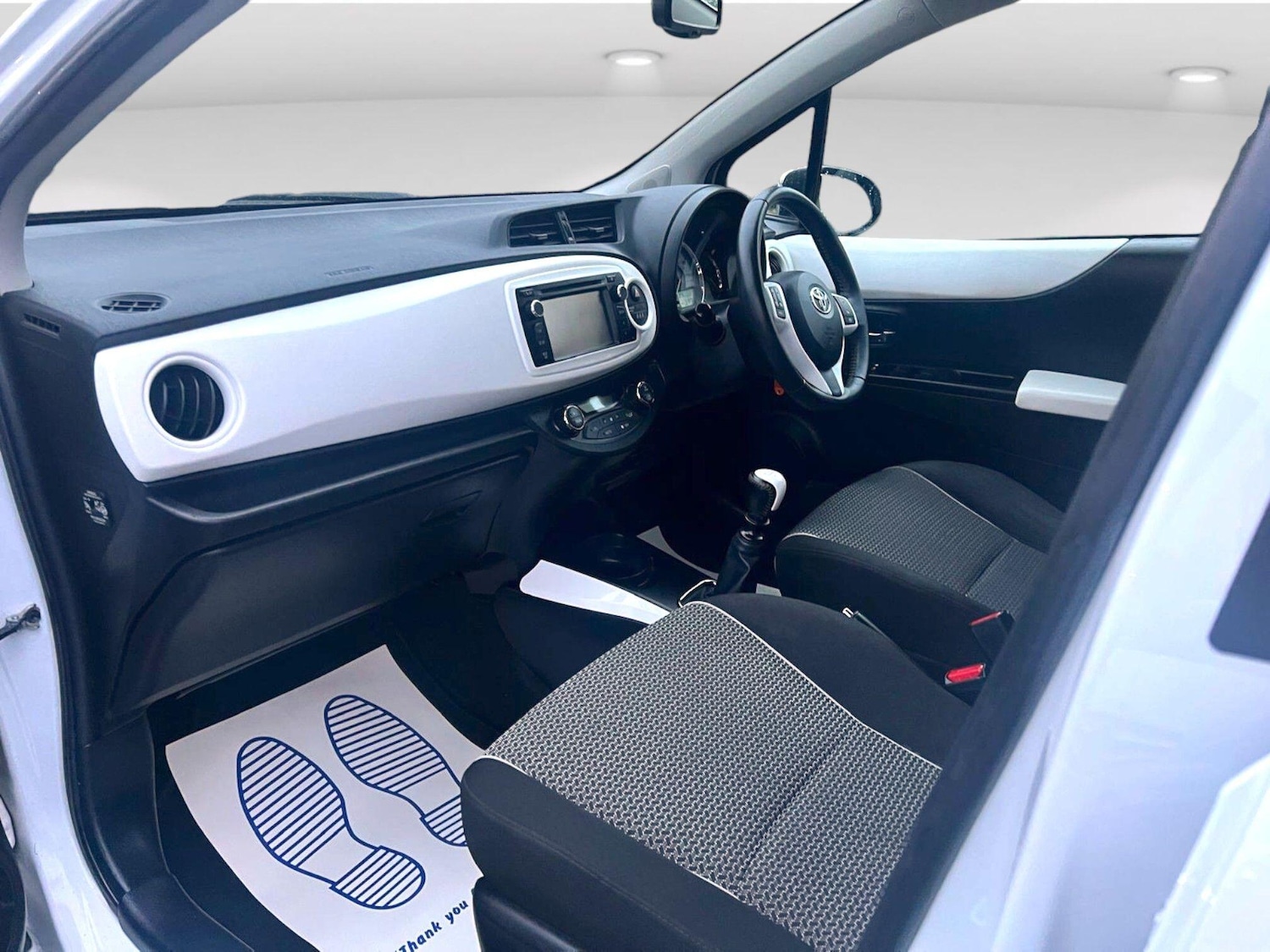 Used Toyota Yaris 2014 for sale - 76641593: Photo 17