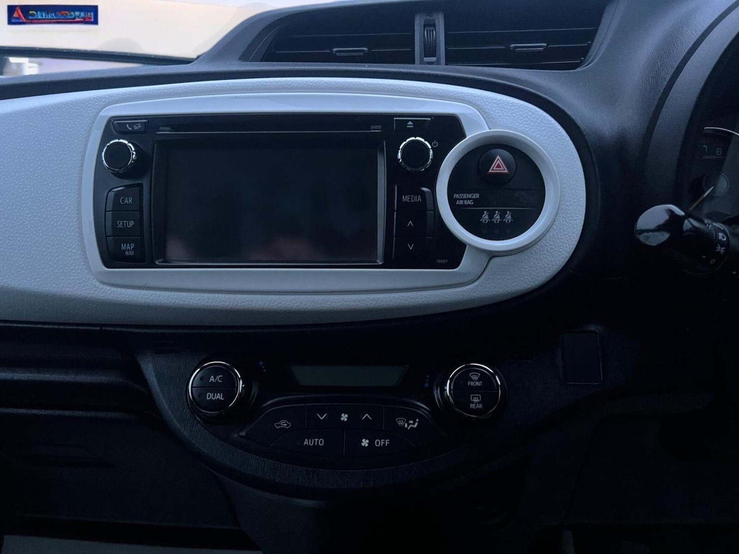 Used Toyota Yaris 2014 for sale - 76641593: Photo 34