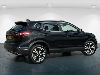 Used Nissan Qashqai 2018 for sale - 78868100: Photo