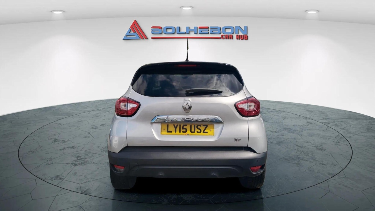 Used Renault Captur 2015 for sale - 76187008: Photo 9