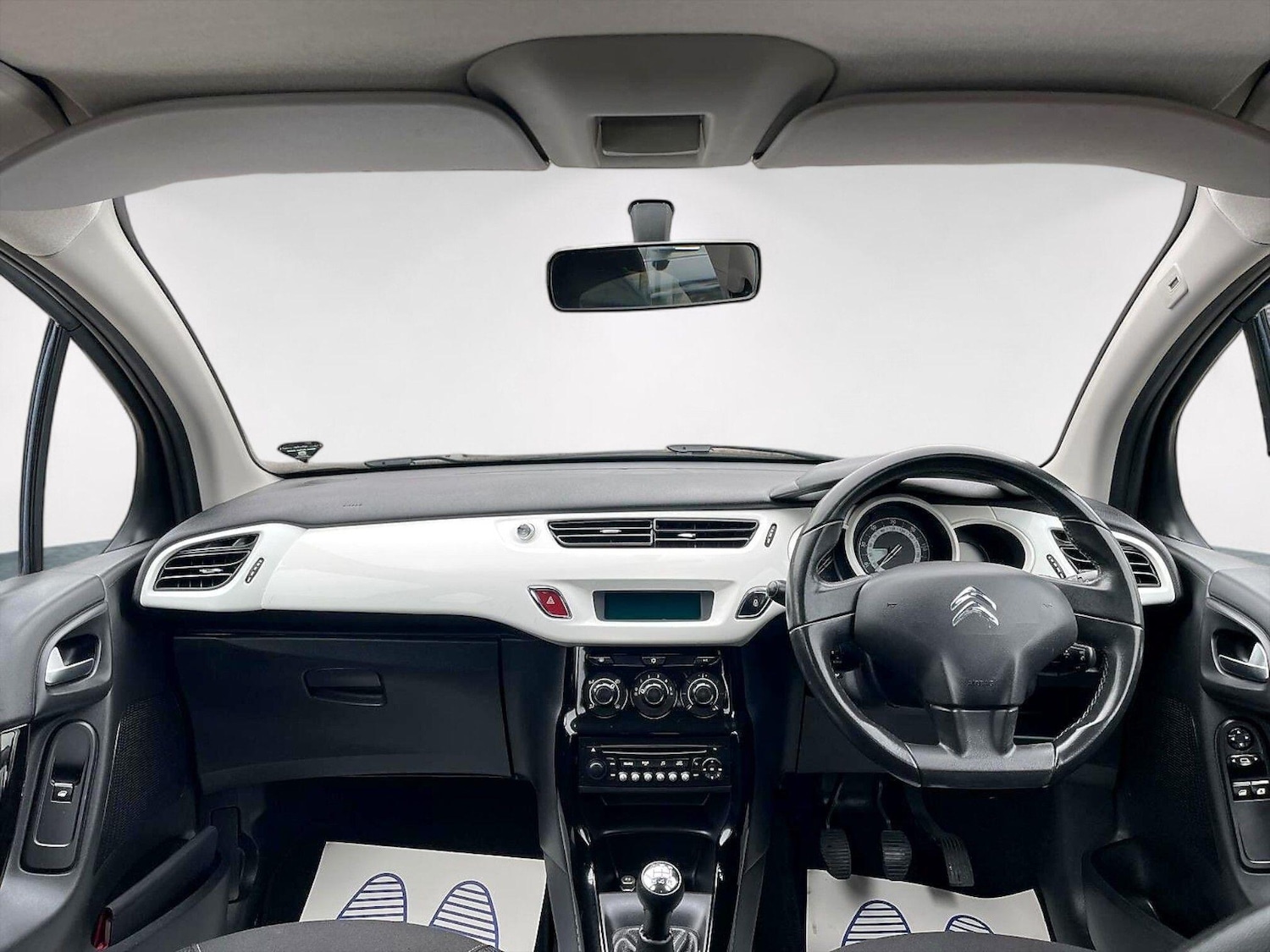 Used Citroen C3 2013 for sale - 76204691: Photo 18