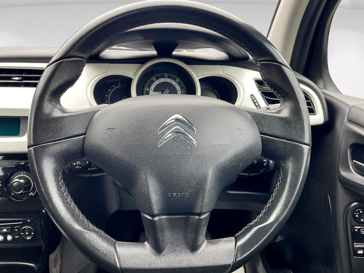 Used Citroen C3 2013 for sale - 76204691: Photo 20