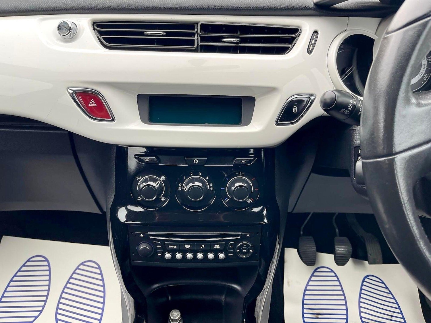 Used Citroen C3 2013 for sale - 76204691: Photo 25