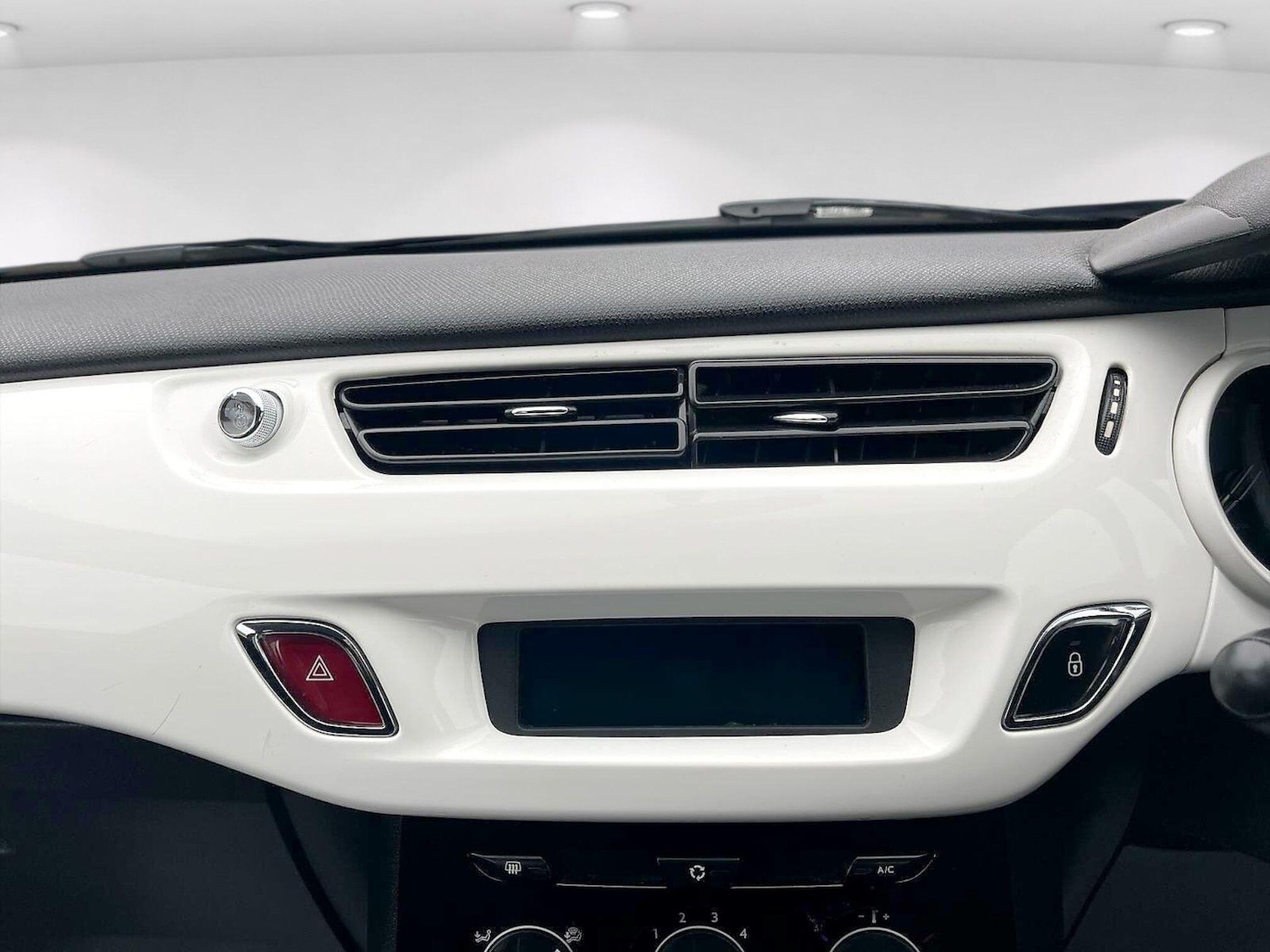 Used Citroen C3 2013 for sale - 76204691: Photo 26