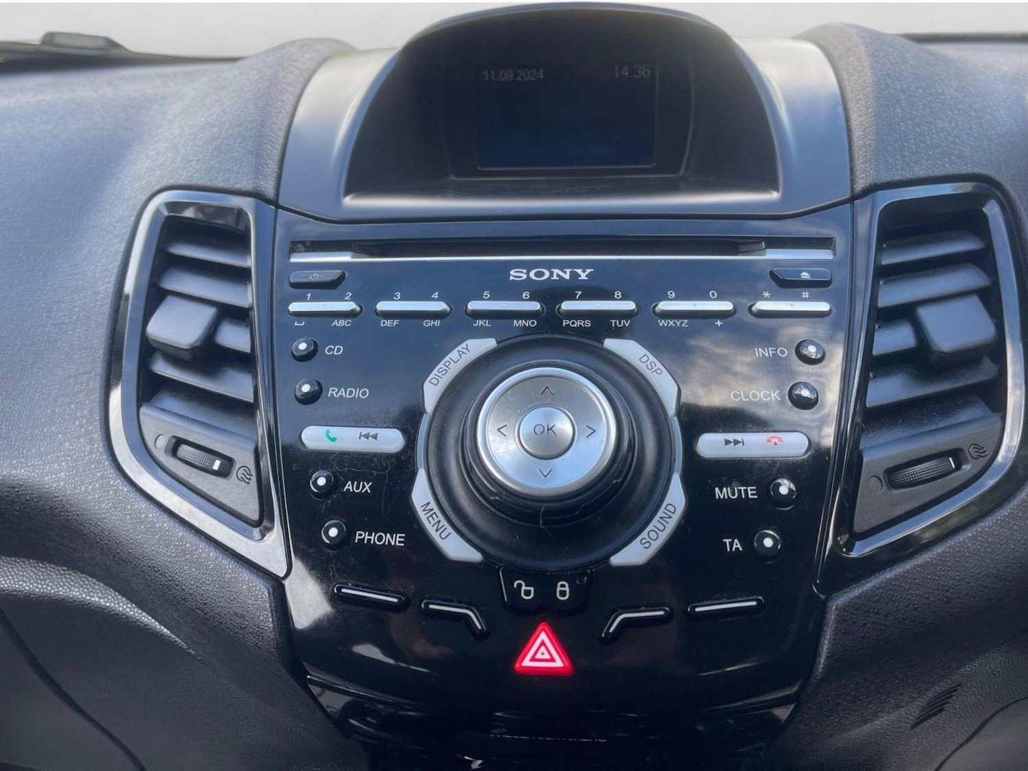 Used Ford Fiesta 2016 for sale - 76186993: Photo 29