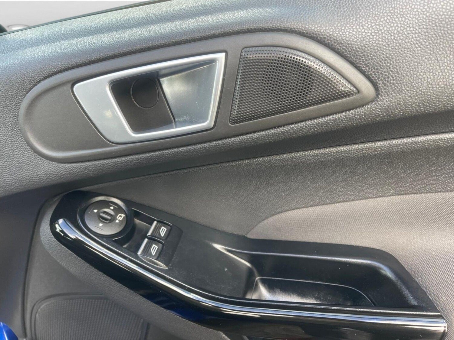 Used Ford Fiesta 2016 for sale - 76186993: Photo 32