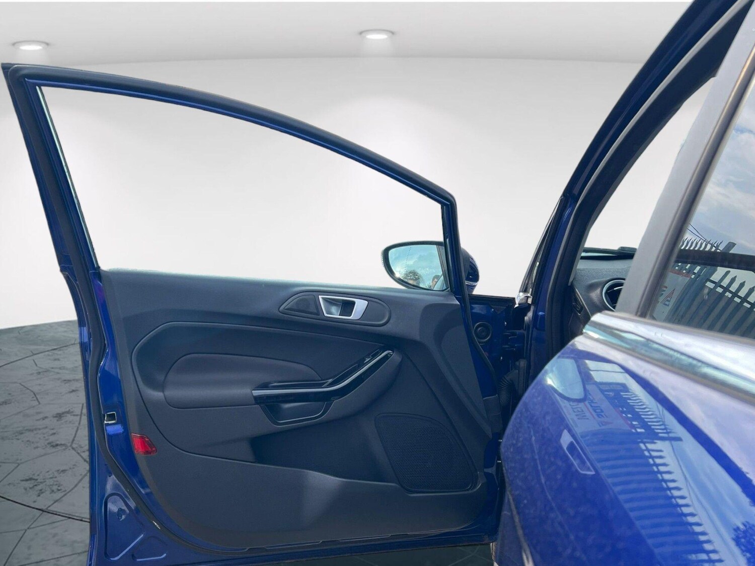 Used Ford Fiesta 2016 for sale - 76186993: Photo 38