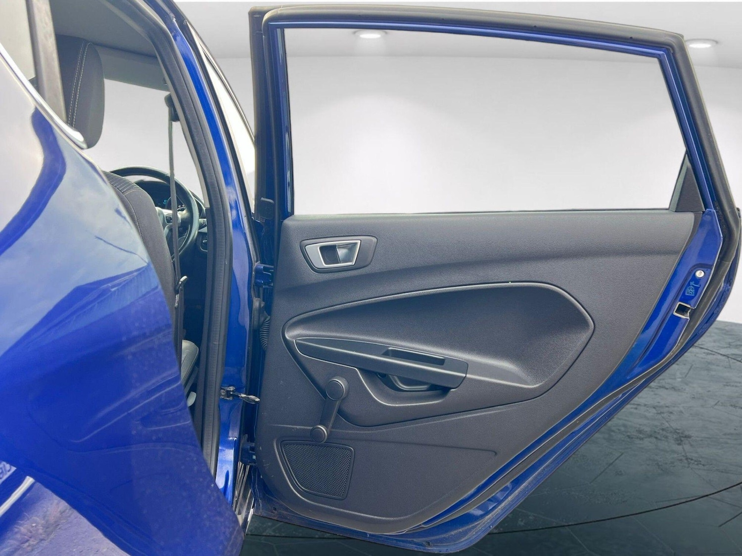 Used Ford Fiesta 2016 for sale - 76186993: Photo 43