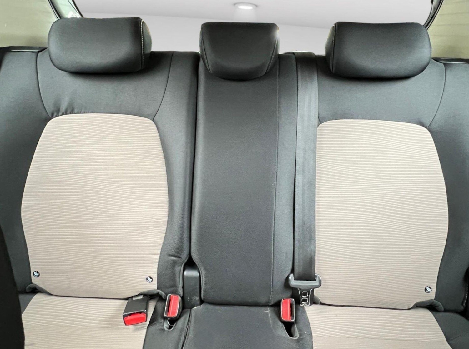 Used Hyundai i10 2016 for sale - 76520166: Photo 20