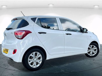Used Hyundai i10 2016 for sale - 76520166: Photo