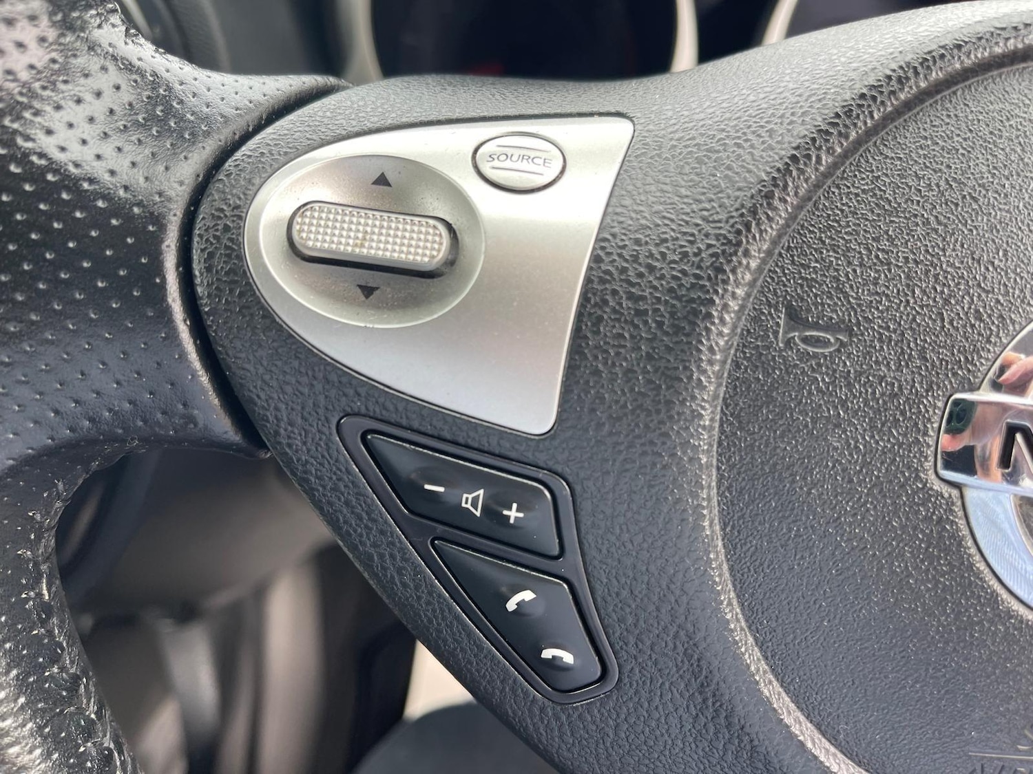 Used Nissan Juke 2012 for sale - 76186871: Photo 27