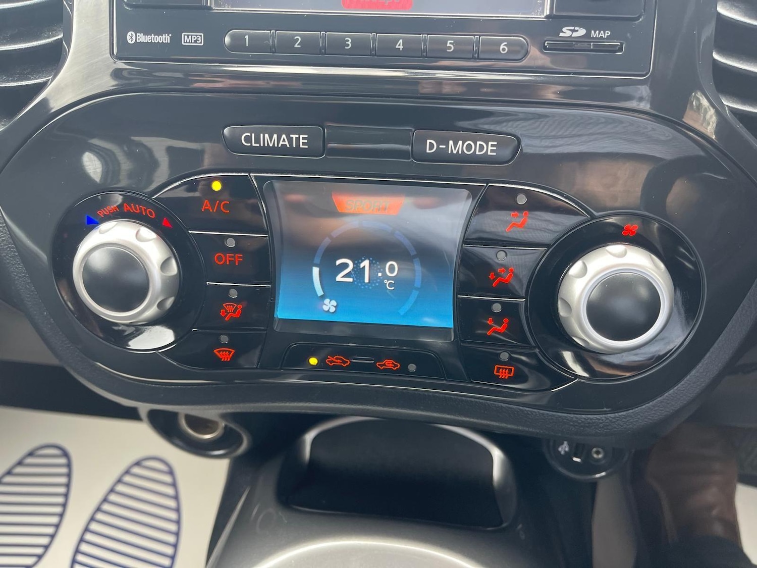 Used Nissan Juke 2012 for sale - 76186871: Photo 43