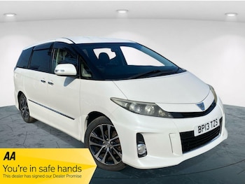 Used Toyota Estima 2013 for sale - 76186870: Photo