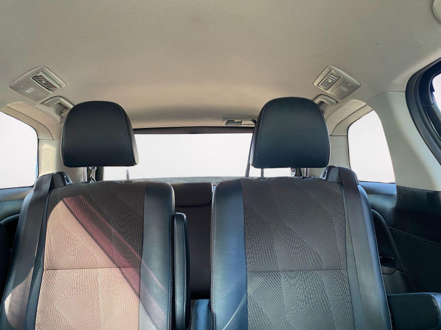 Used Toyota Estima 2023 for sale - 76186870: Photo 21