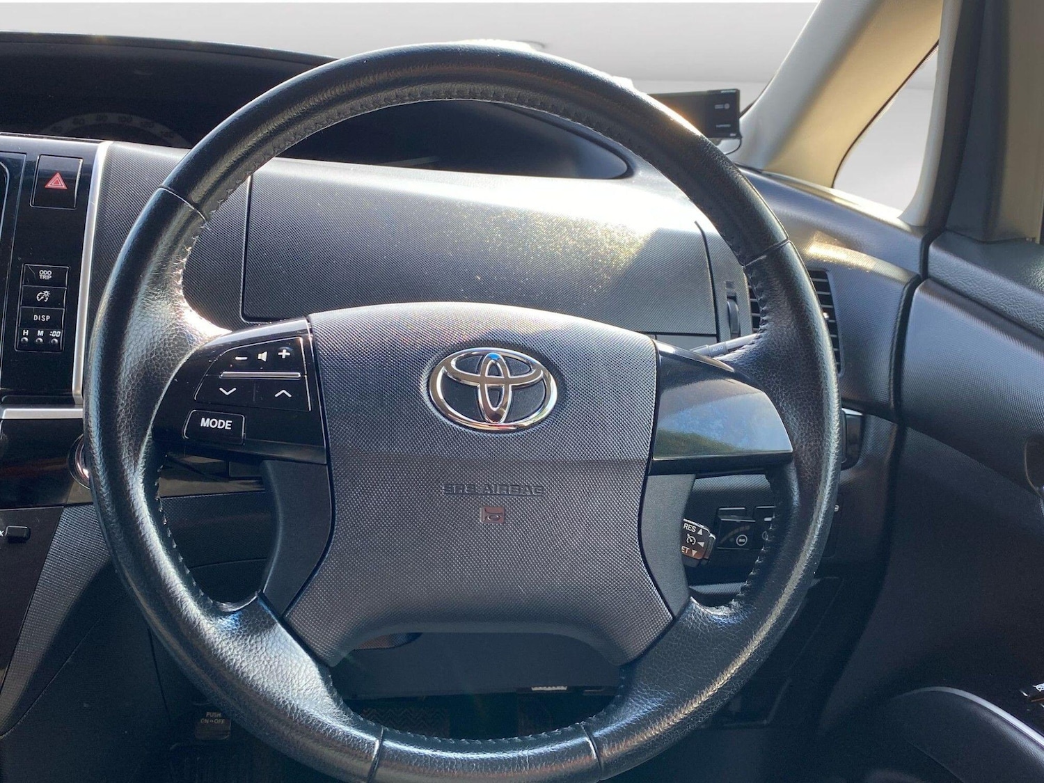 Used Toyota Estima 2023 for sale - 76186870: Photo 26