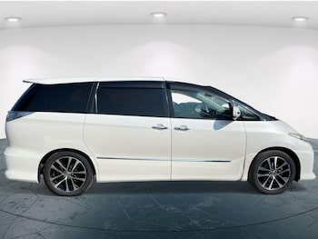Used Toyota Estima 2013 for sale - 76186870: Photo