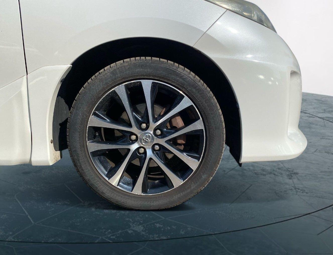 Used Toyota Estima 2023 for sale - 76186870: Photo 47