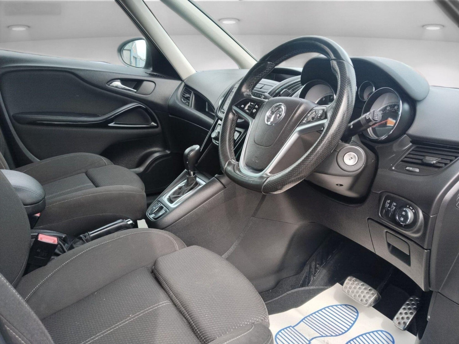Used Vauxhall Zafira Tourer 2014 for sale - 76186925: Photo 13