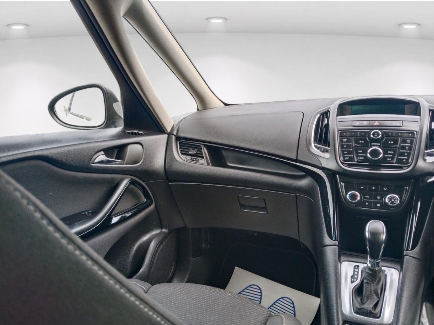 Used Vauxhall Zafira Tourer 2014 for sale - 76186925: Photo 35