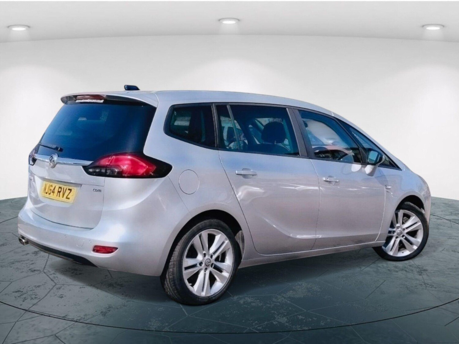 Used Vauxhall Zafira Tourer 2014 for sale - 76186925: Photo 4