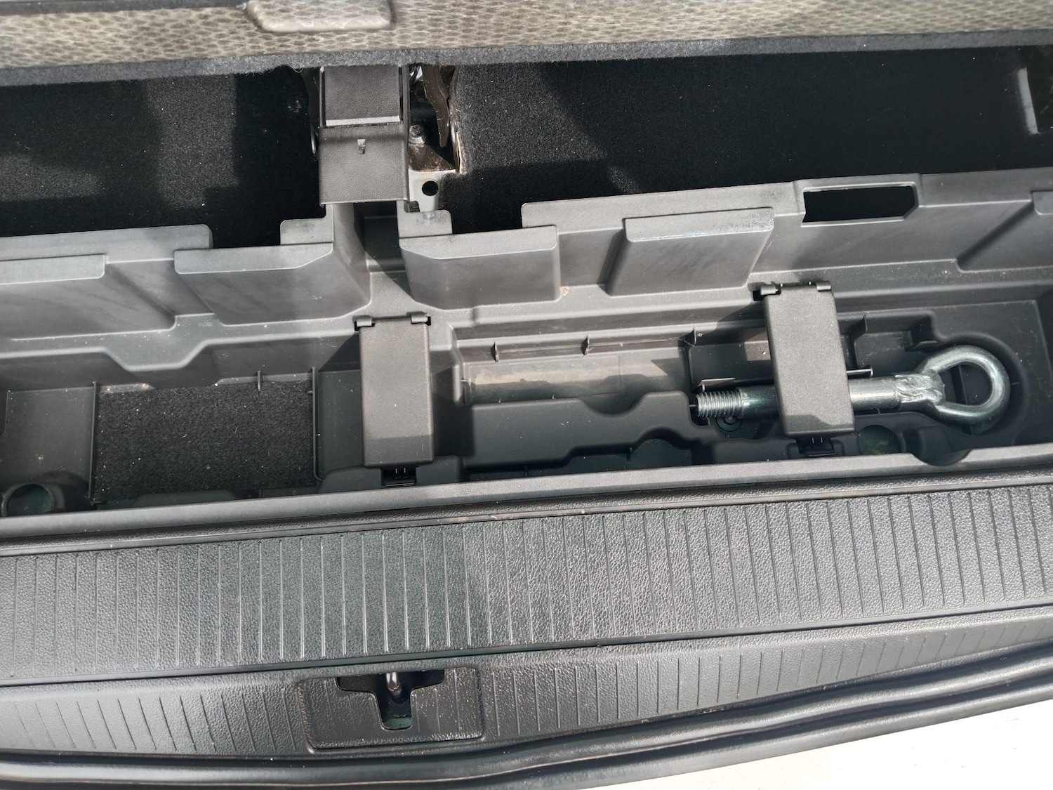 Used Vauxhall Zafira Tourer 2014 for sale - 76186925: Photo 66