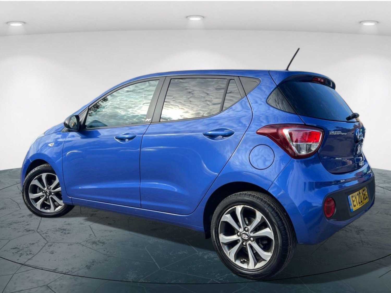 Used Hyundai i10 2020 for sale - 76382797: Photo 7