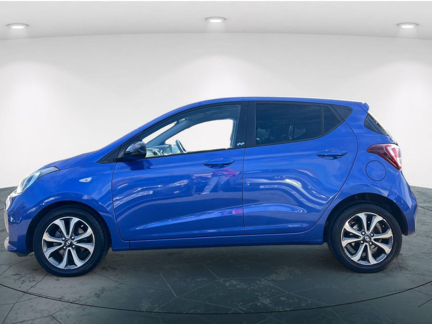 Used Hyundai i10 2020 for sale - 76382797: Photo 9