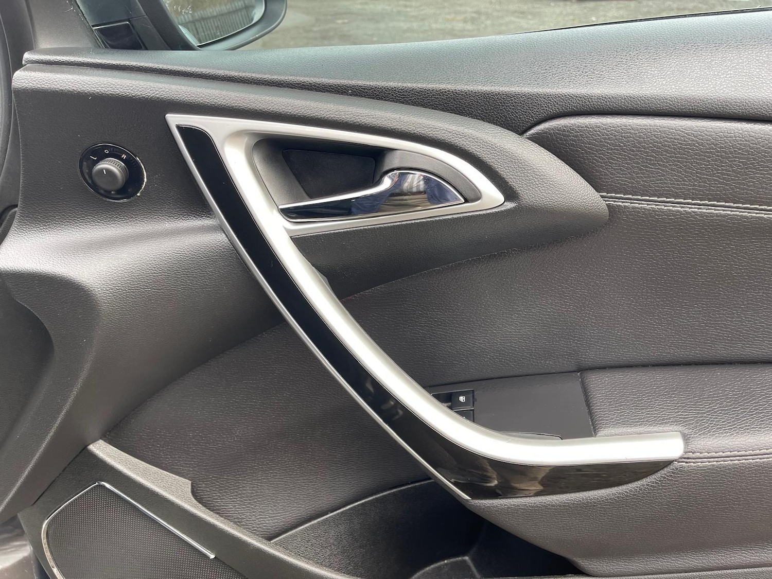 Used Vauxhall Astra 2013 for sale - 76186869: Photo 29