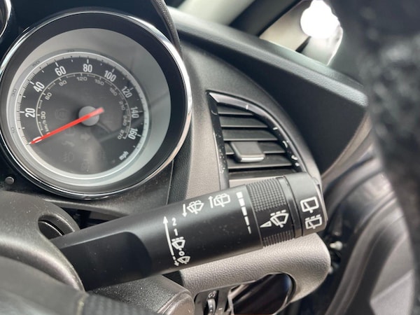 Used Vauxhall Astra 2013 for sale - 76186869: Photo 32