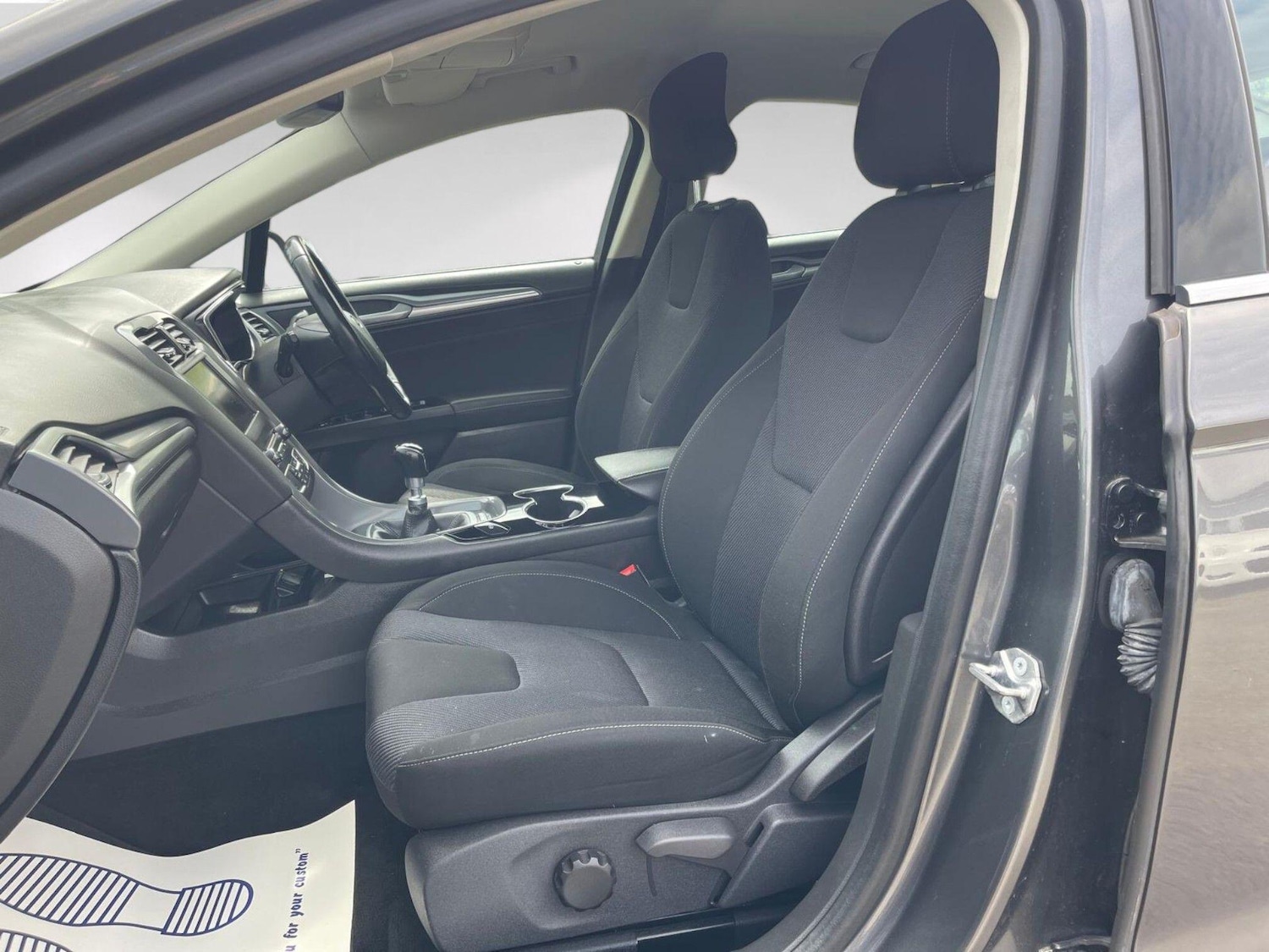 Used Ford Mondeo 2015 for sale - 76609396: Photo 17