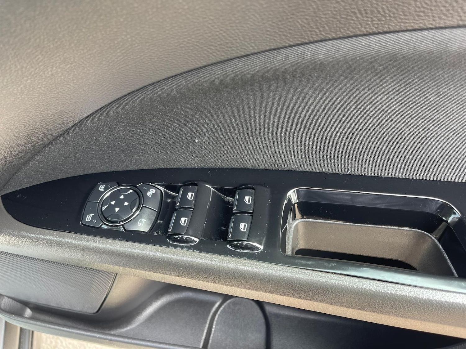 Used Ford Mondeo 2015 for sale - 76609396: Photo 22